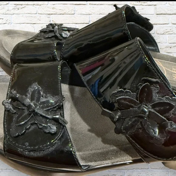 Dansko ‘Donna’ Black Patent Sandal With Flower Size 40 US Sz 9 9.5 10 - Picture 7 of 10